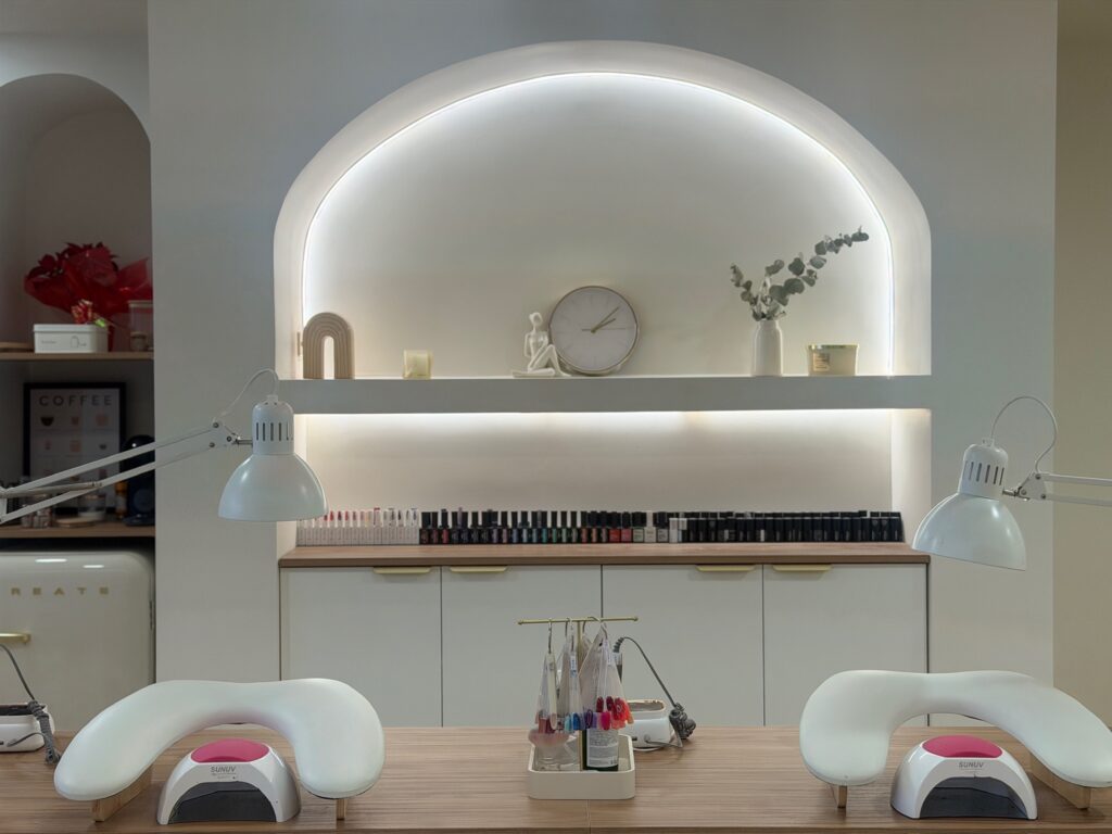 Zona de manicura de Navega en Sant Boi