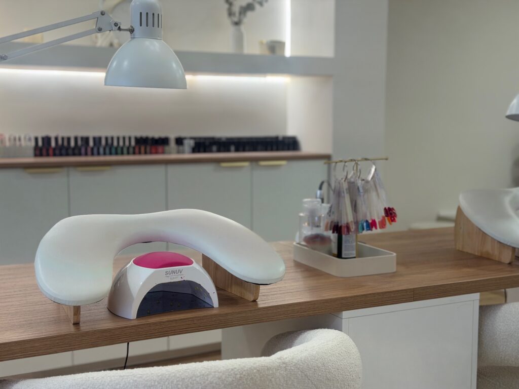 Zona de manicura de Navega en Sant Boi